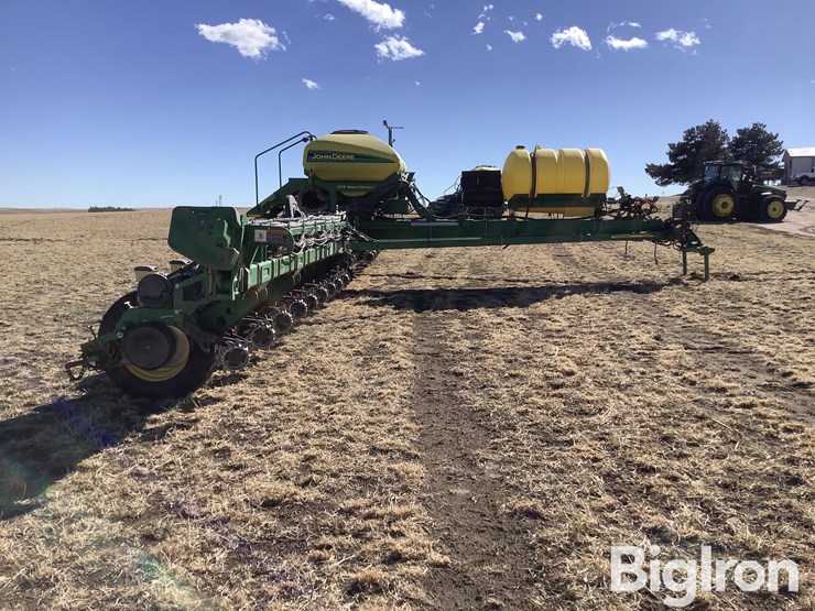 2010-john-deere-1770nt-ccs-image-4