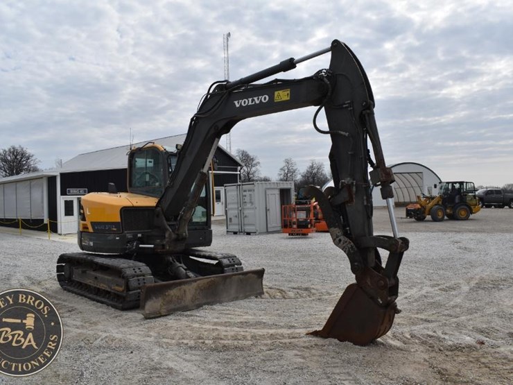 2019-volvo-ecr88d-image-13