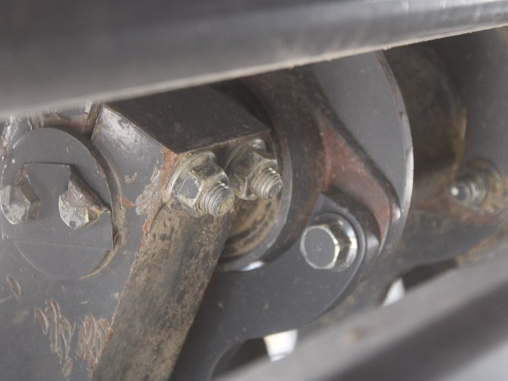 2010-agco-2170-image-39