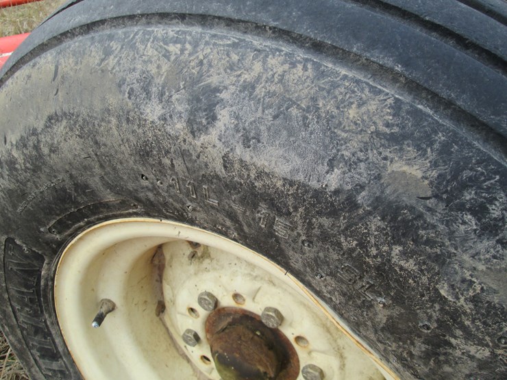 fair-oaks-18x52-image-12