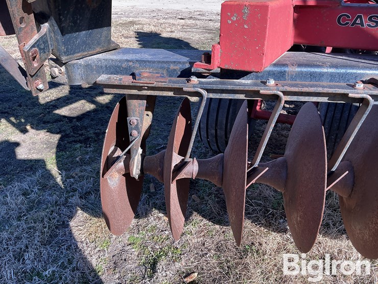 case-ih-596-image-10