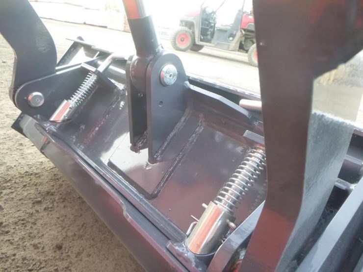 tpm-t460-skid-steer-track-loader-image-9