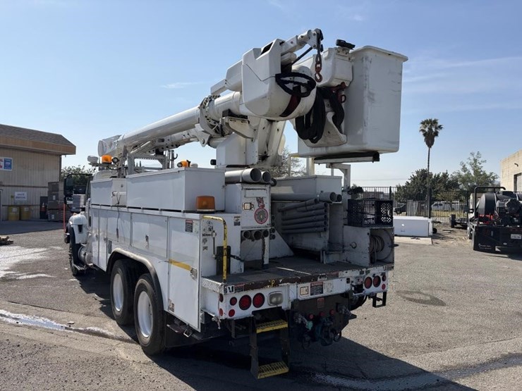 2012-international-workstar-7400-image-4