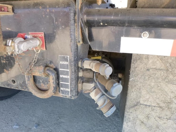 2009-international-7600-image-31