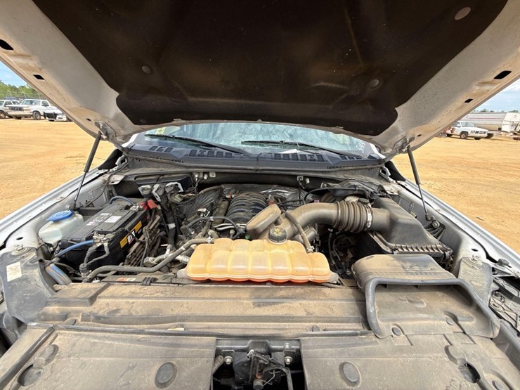 2018-ford-f150-xl-image-17