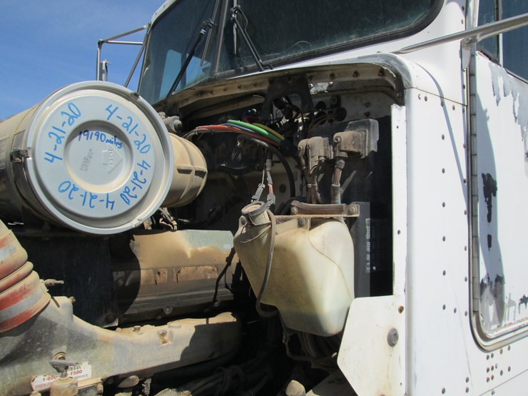 1997-kenworth-t800-image-29