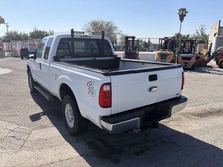 2011-ford-f250-image-4