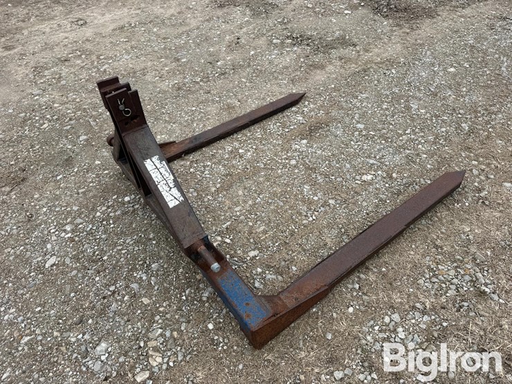 3--pt-mounted-bale-fork-image-5