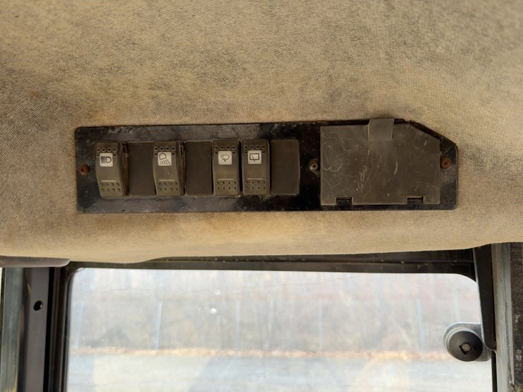 1996-caterpillar-416c-image-29