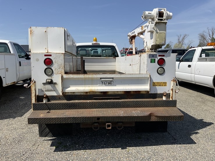 ford-f350-xl-image-5