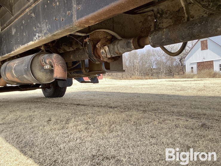 1990-ford-ft900-image-12