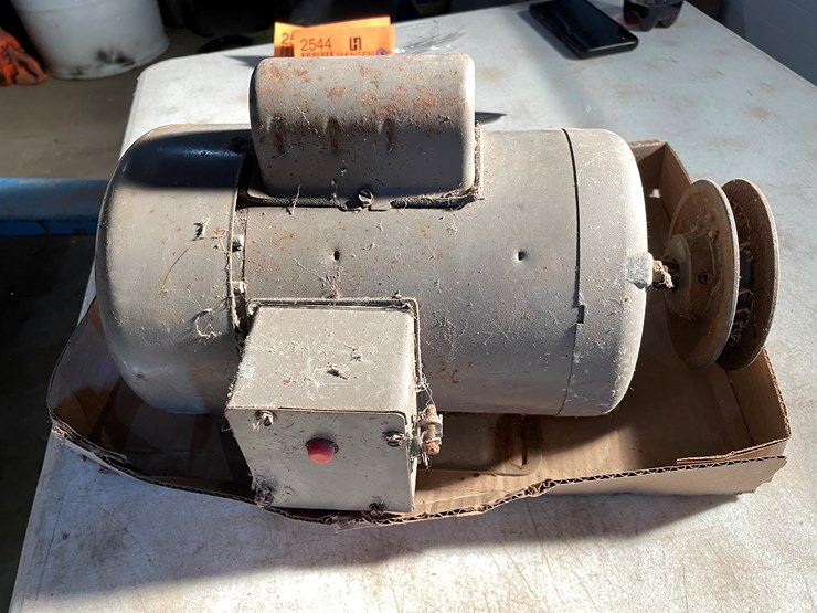 caterpillar-c3.3-image-7