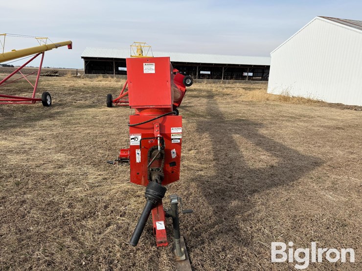 westfield-130-71-plus-auger-image-2