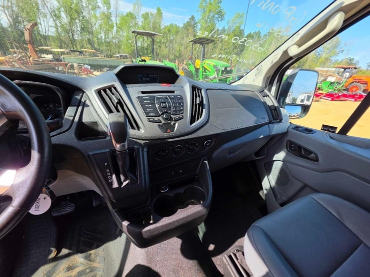 2016-ford-f350-image-14