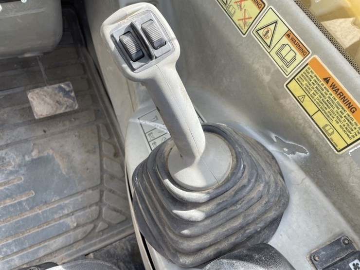 2006-caterpillar-th460b-image-21