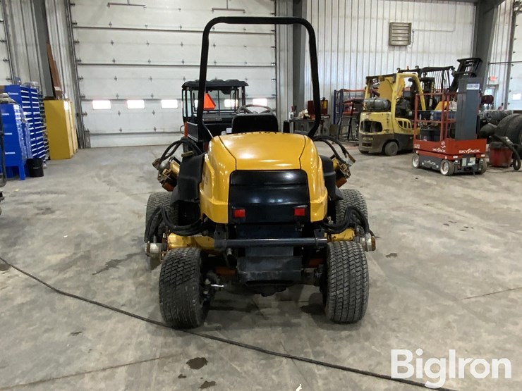 massey-ferguson-730-image-6