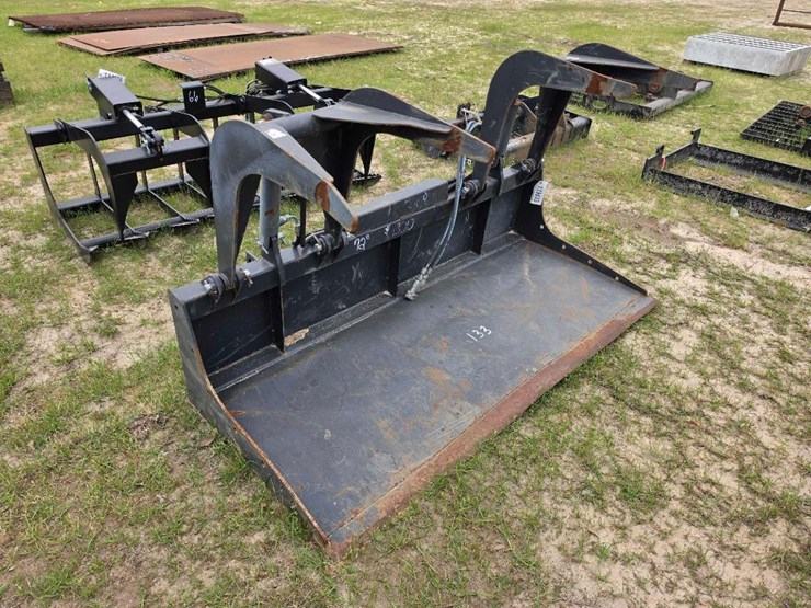 --72"-grapple-image-4