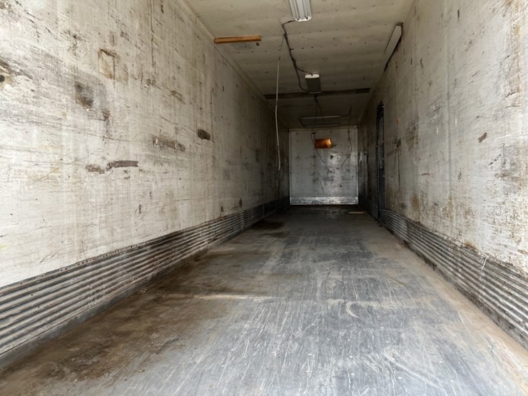 1984-alloy-tri-axle-dry-van-trailer-image-18