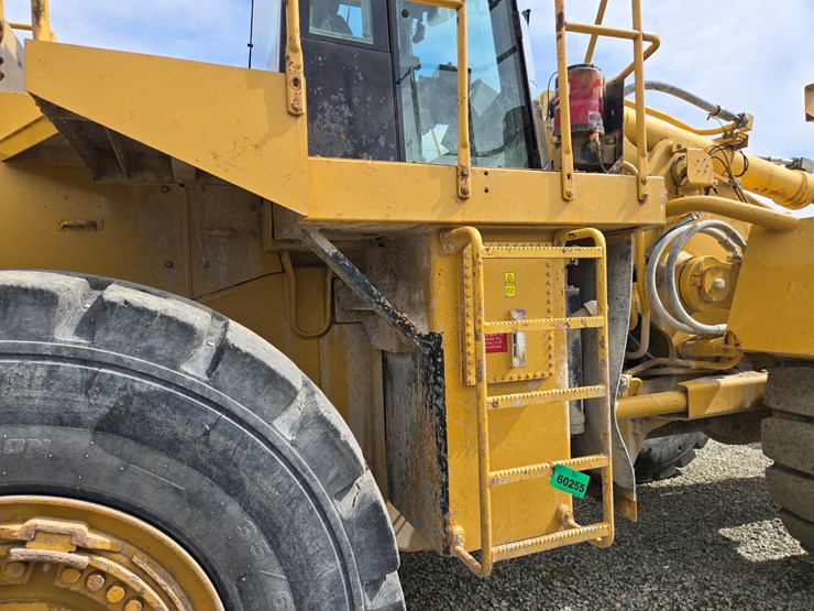 2001-caterpillar-988g-image-47