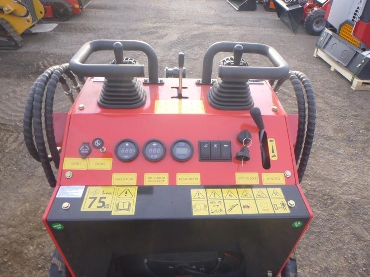 2026-sdlool-sl380-skid-steer-track-loader-image-13