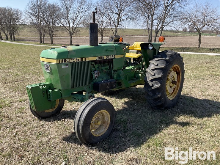 1980-john-deere-2640-image-1