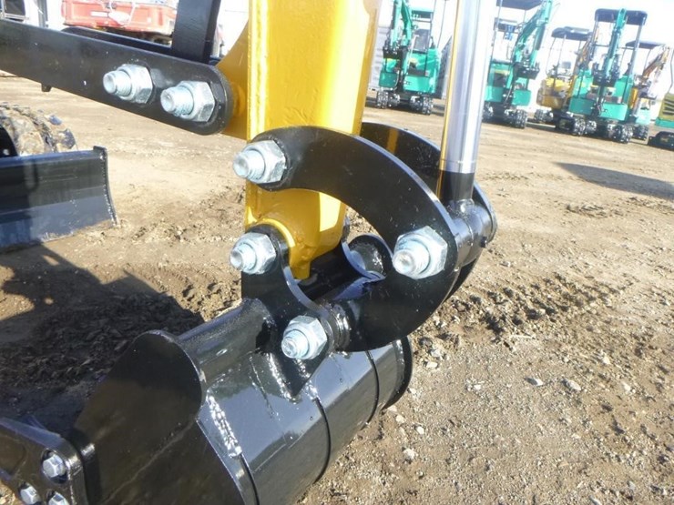 2025-agt-h12r-hydraulic-excavator-image-11