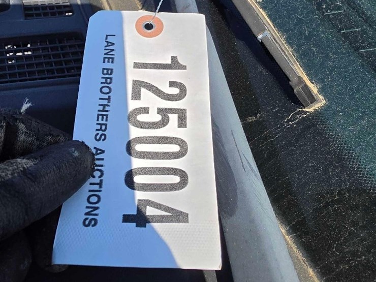 2019-ford-f150-xl-image-17