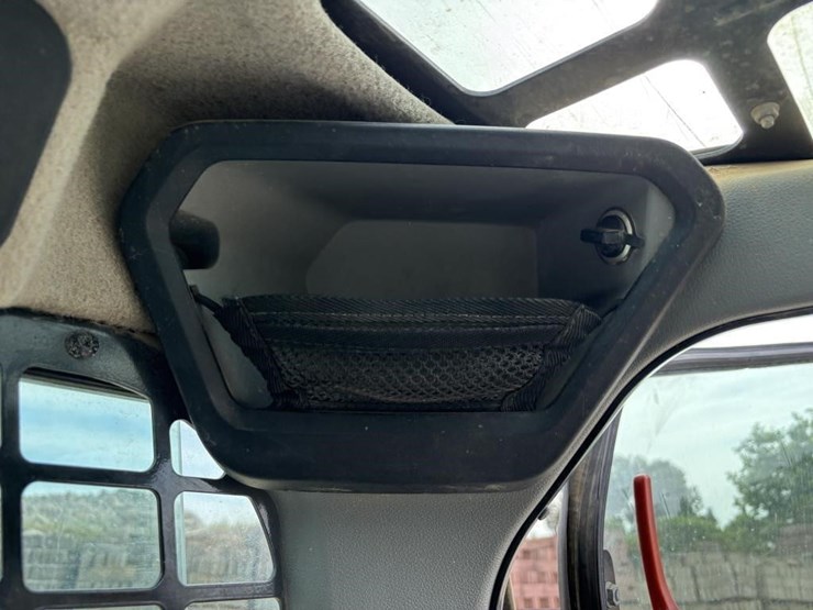 2021-bobcat-t66-image-29