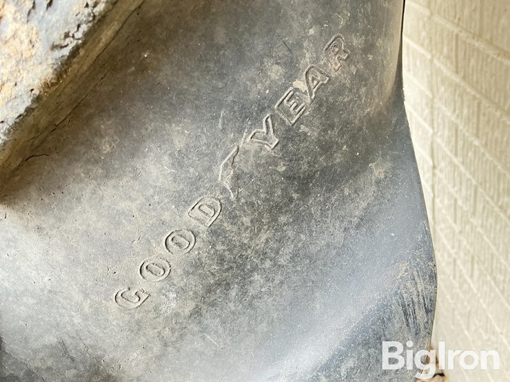 deere-tires-image-16