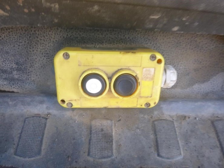 2012-ford-f550-image-8