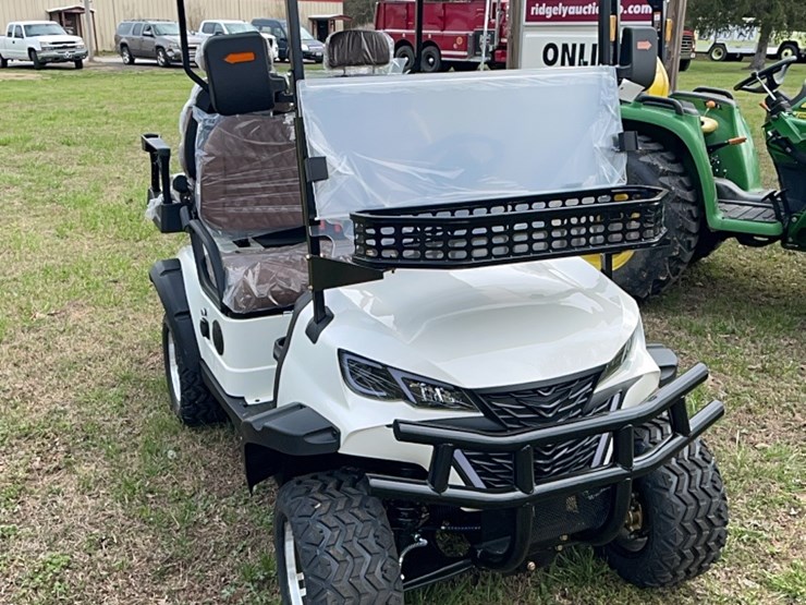 brandnew-4-seat-electric-golf-cart-image-3