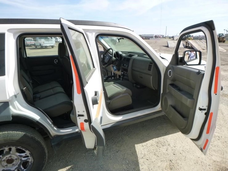 2008-dodge-nitro-image-20