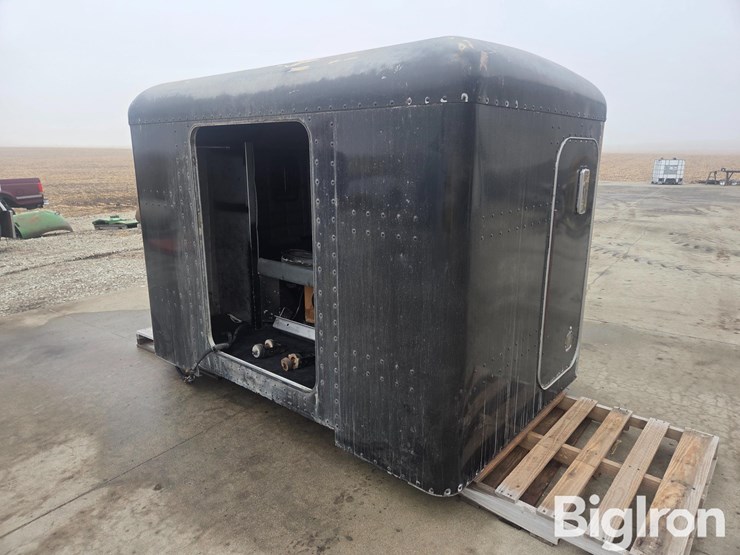 peterbilt-379-image-1