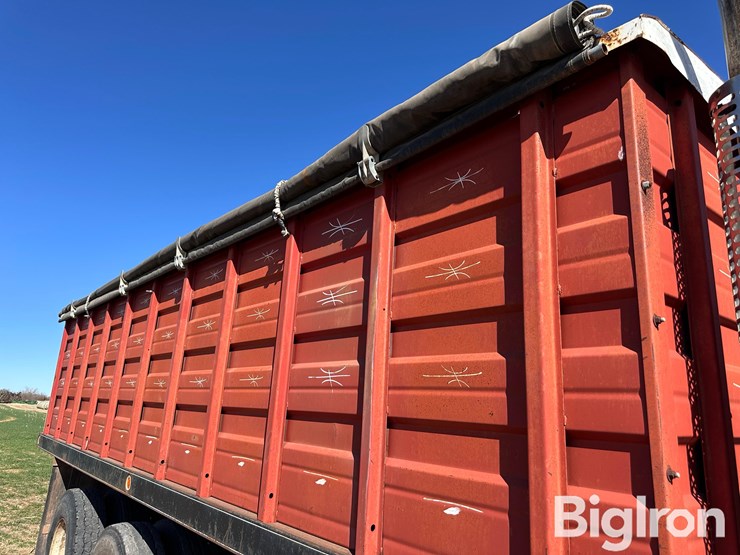 1977-gmc-9500-image-11