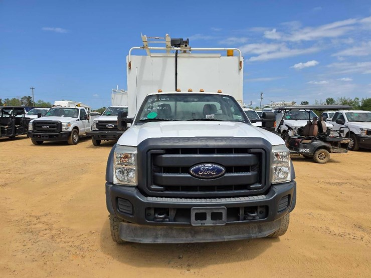 2015-ford-f550-image-5
