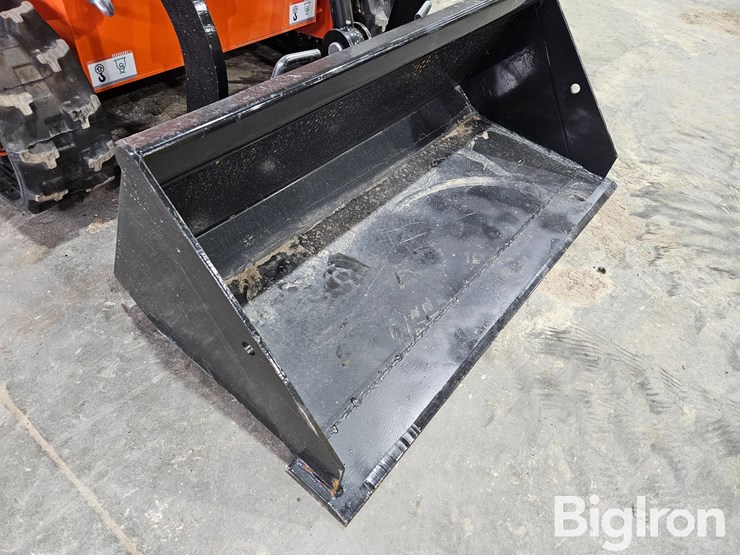 2025-massey-ferguson-730-image-18