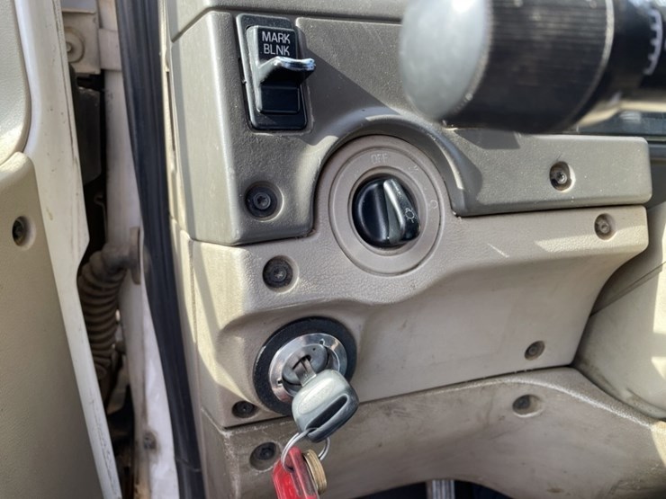 2001-sterling-l8500-image-37