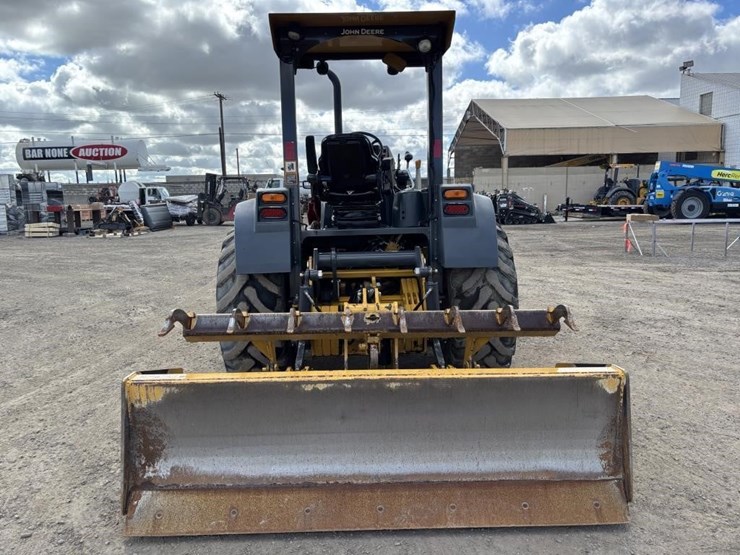 2018-deere-210lep-image-8