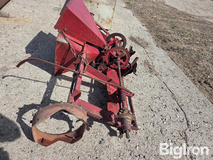 end-gate-seeder-image-8