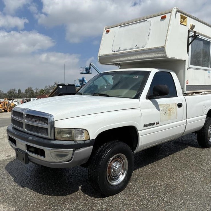 1999 DODGE RAM 2500