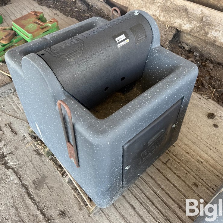 Petersen Waterers Super PETE 34C Cattle Waterer