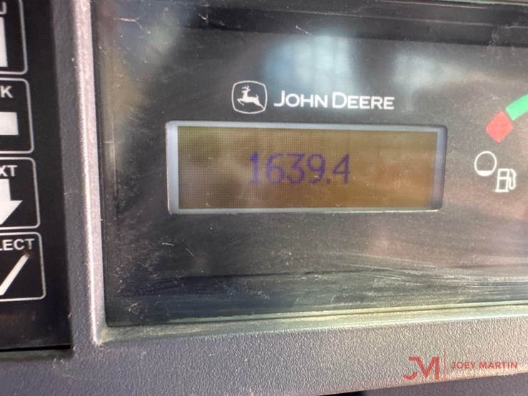 2023-deere-317g-image-22