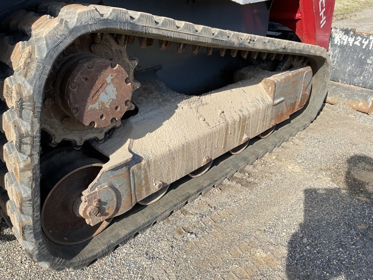 2021-takeuchi-tl8r2-image-5