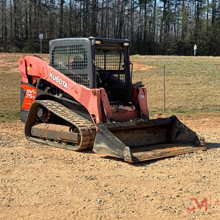 KUBOTA SVL75-2