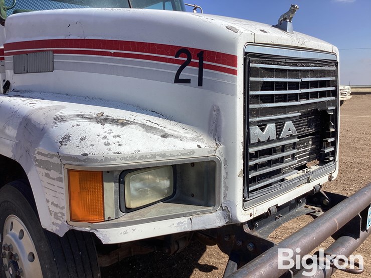 1990-mack-ch613-image-20