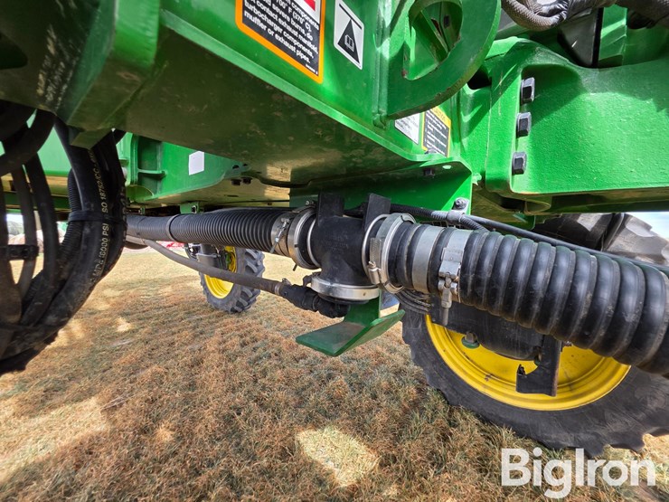 2022-john-deere-410r-image-17