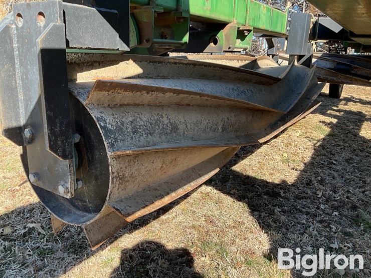 john-deere-7000-image-14