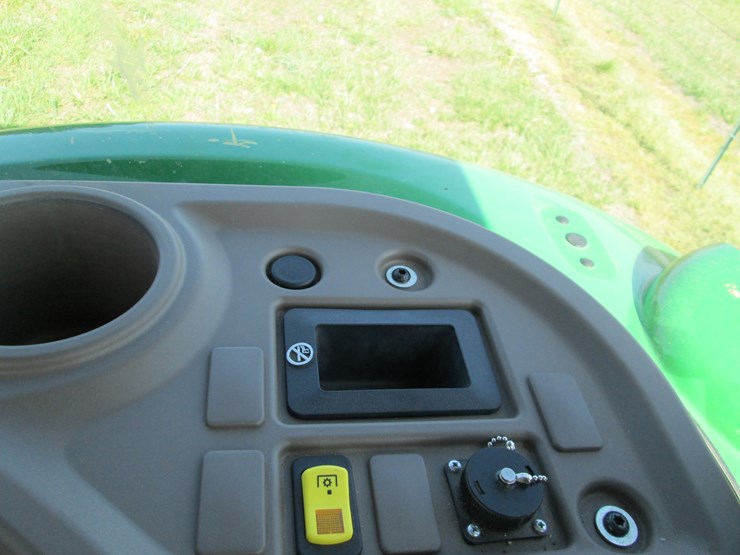 john-deere-5075e-image-42