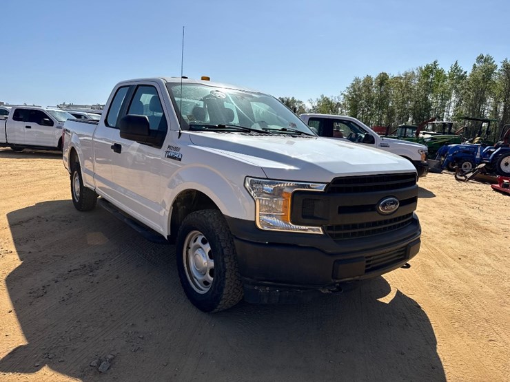 2018-ford-f150-xl-image-1
