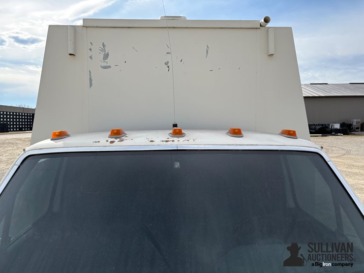 1991-ford-f-super-duty-image-13